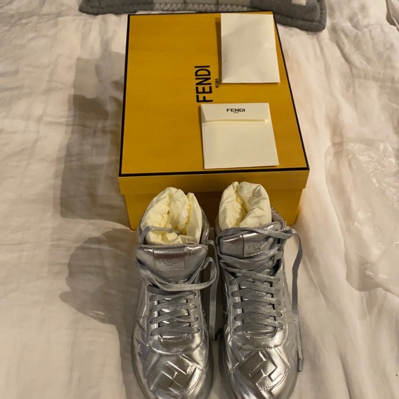 Fendi brand new silver hi-tops in box. - Picture 2 of 4